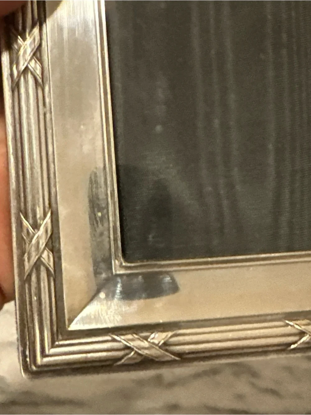 Sterling silver criss cross design border picture frame 5x7” photo velvet back